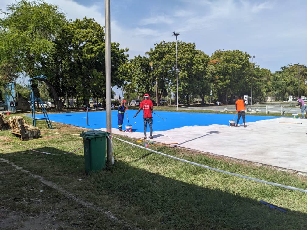 TENNIS COURT BUILDING - GYMKHANA...